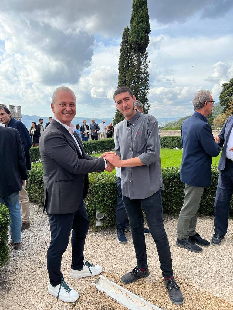 Massimo Maggio e Giulio Bensasson si salutano a Gubbio